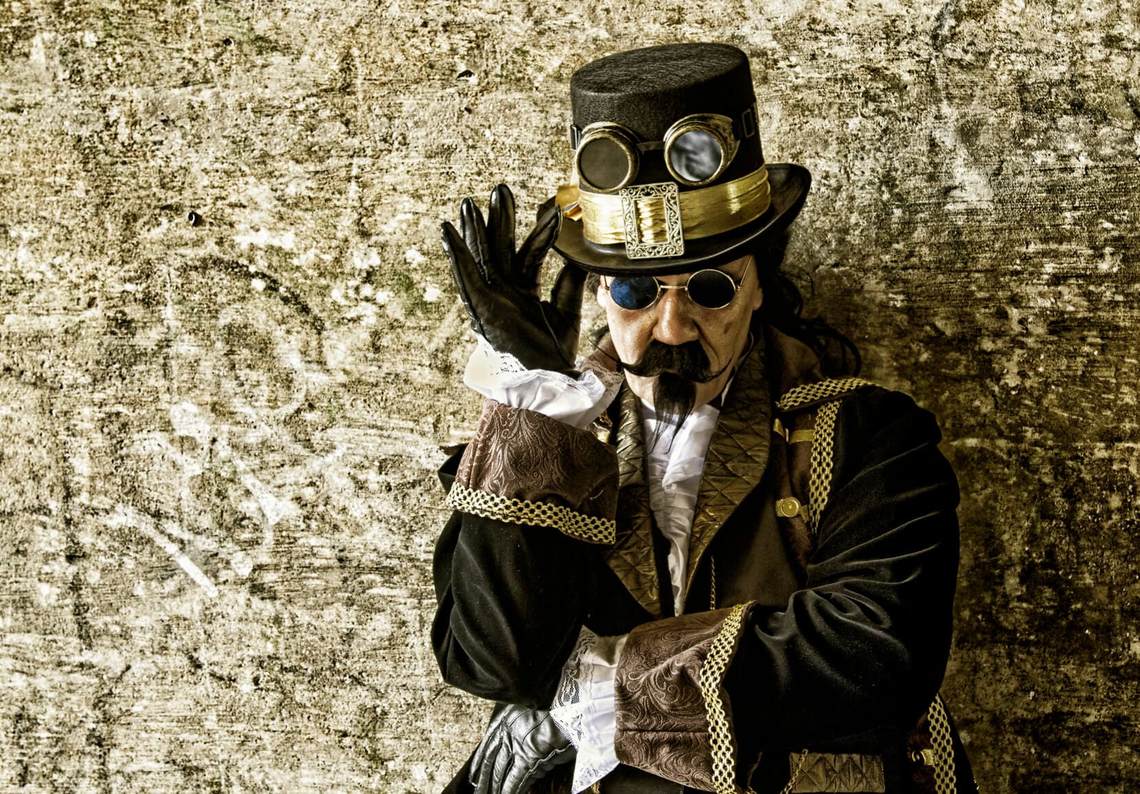 beard mustache steampunk captain