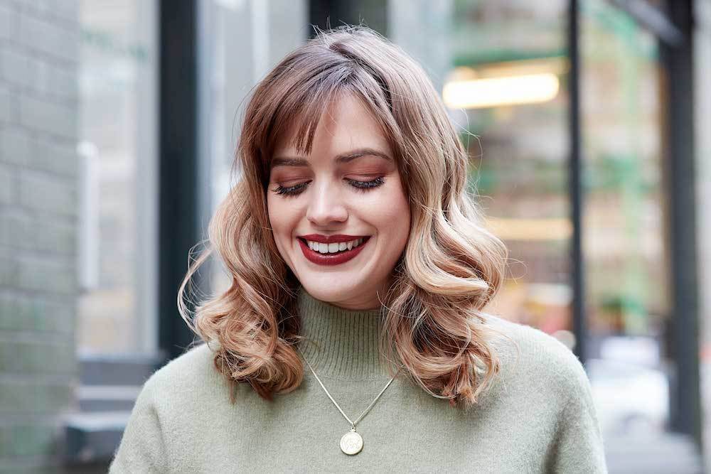 Wavy Curtain Bangs: Trending Styles To Wear In 2023 | All Things Hair Us