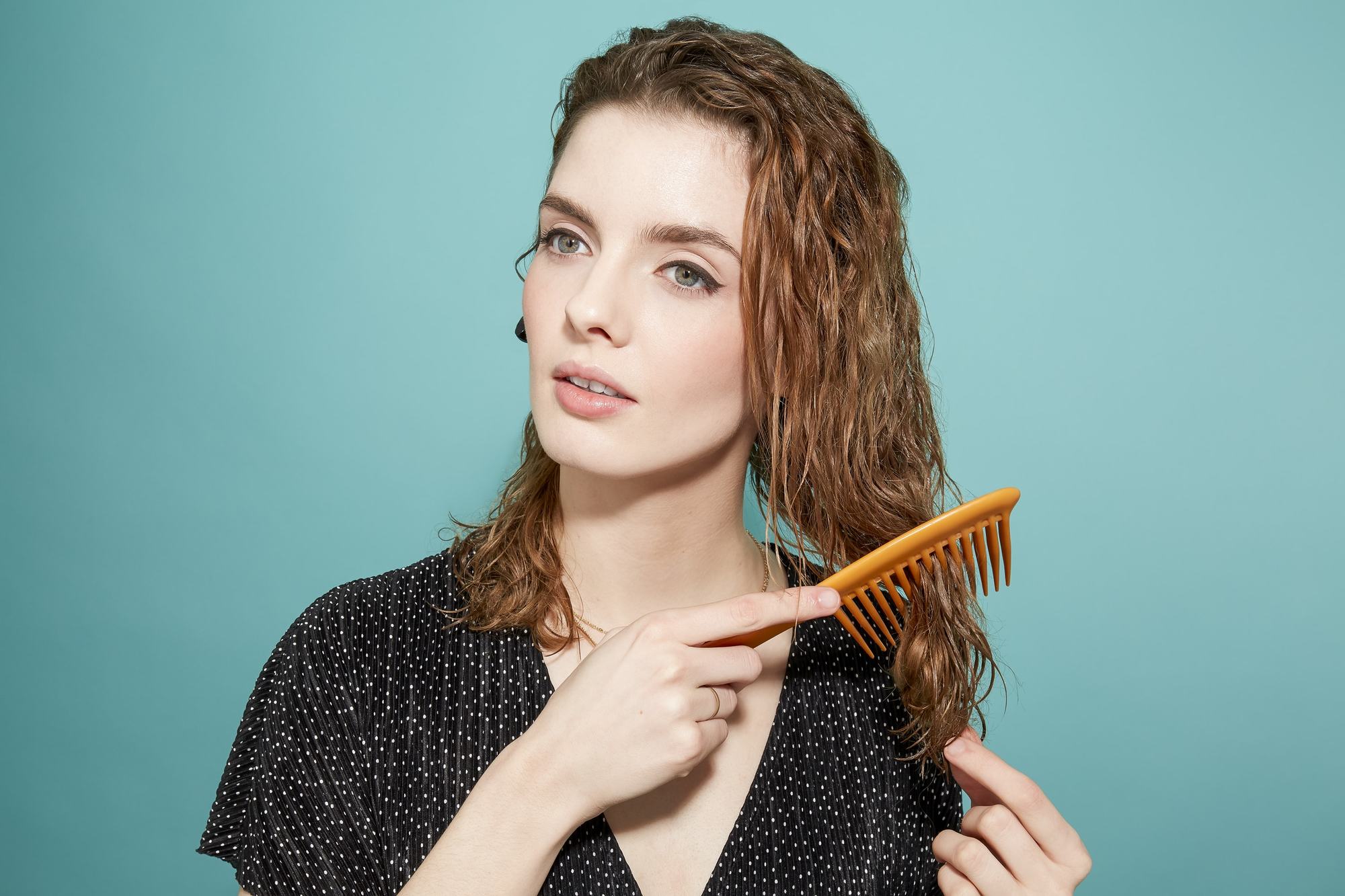 How to brush curly hair properly: 5 tips and tricks (with pictures)