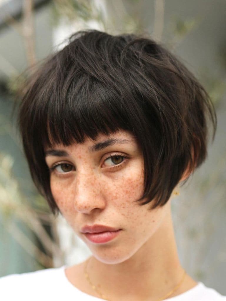 39 French Bob Haircuts That Will Make You Feel Like A Parisian