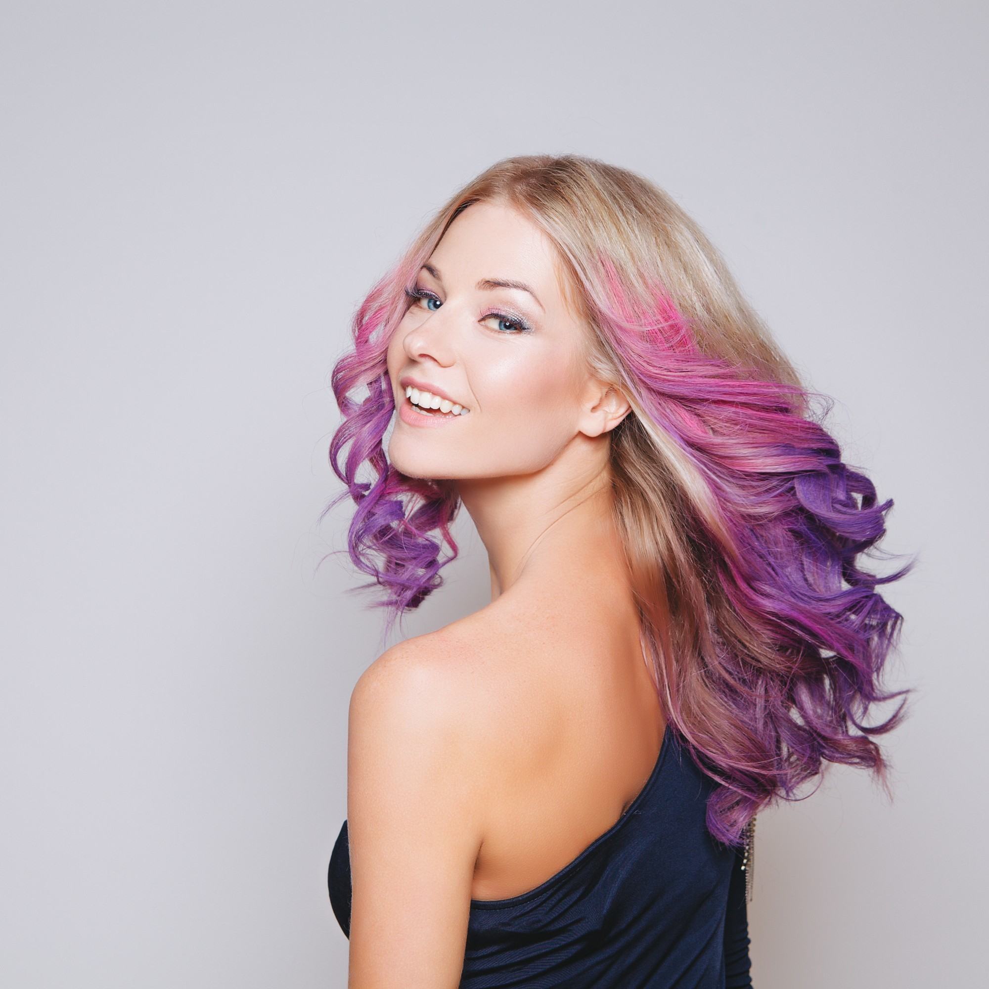 Hair Color For Curly Hair Our Top Picks For 22 All Things Hair Ph